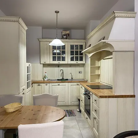 Cozynest * تيرانا