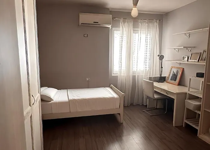 Cozynest アパート